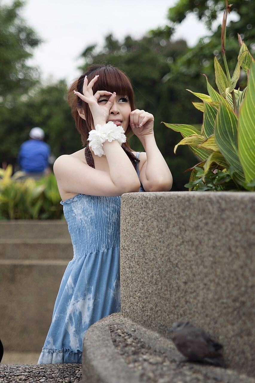 精品美女模特写真之台湾外拍模特白白