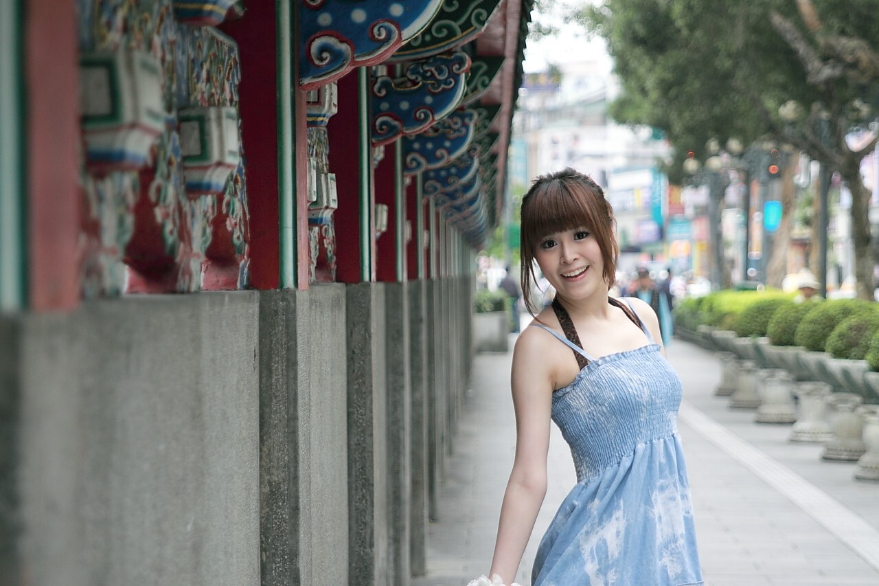 精品美女模特写真之台湾外拍模特白白