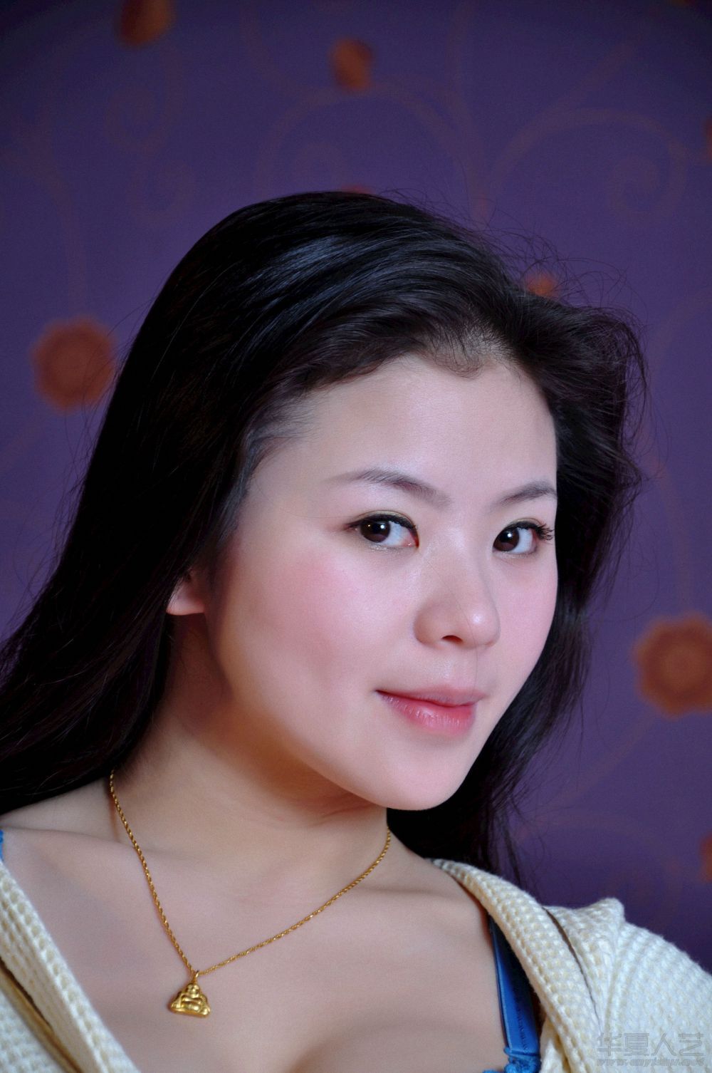 [网络收集] 2013.09.26 肌肤白嫩