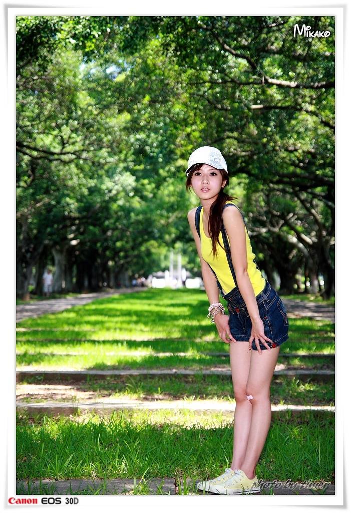 台湾妹子 果子@東海大學外拍