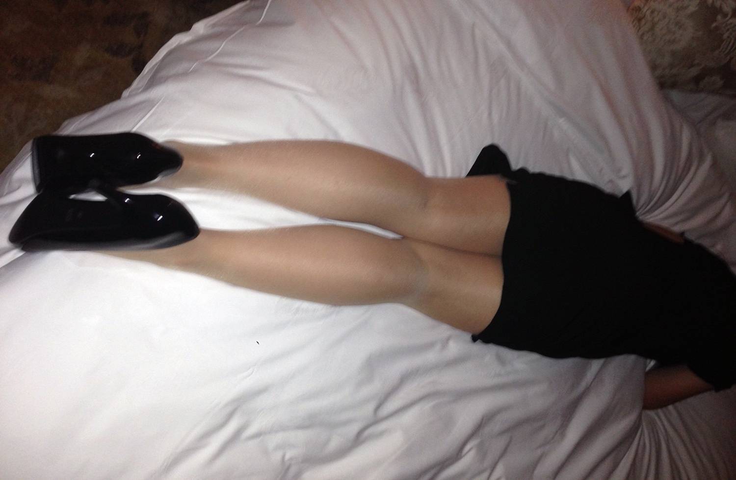 [网络收集] 2013.09.09 风骚熟妇的肉丝漆皮黑高