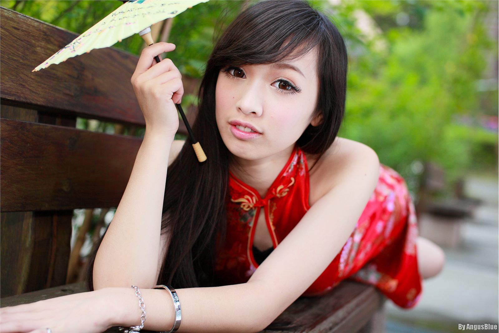 [黑丝吧] 2013.12.15 内部分享--模特林采缇