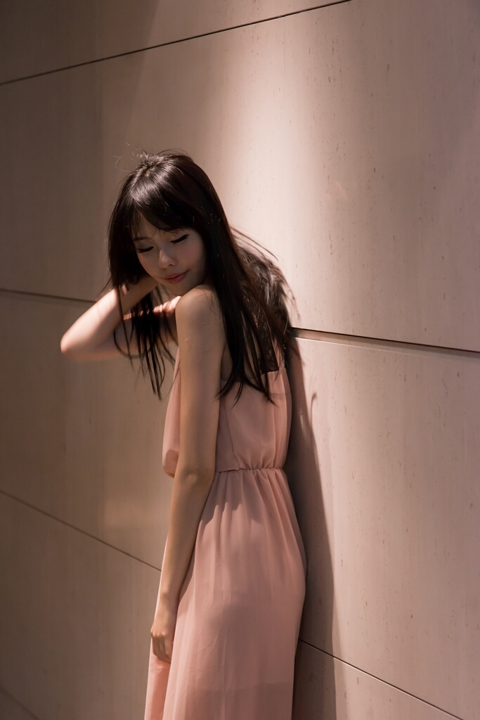 正妹台湾综艺节目助理主持人--蜜儿