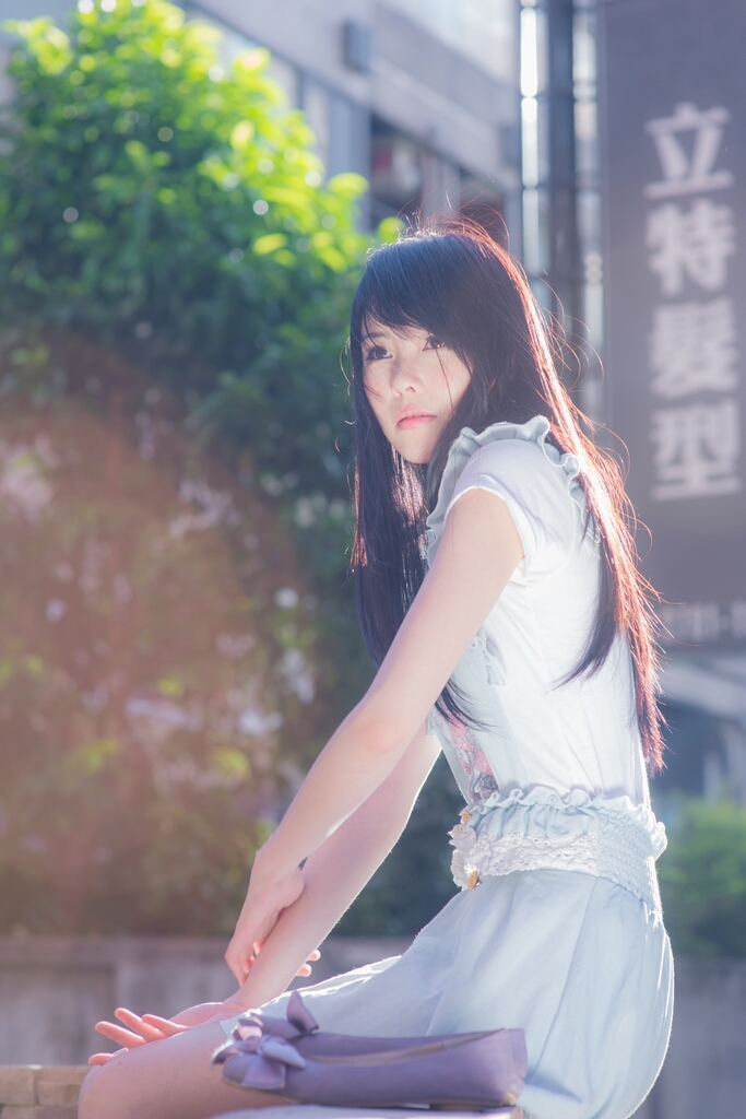 正妹台湾综艺节目助理主持人--蜜儿