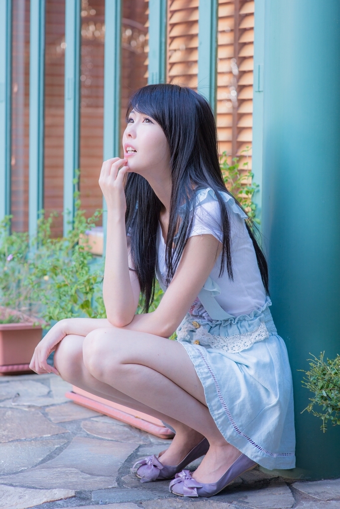 正妹台湾综艺节目助理主持人--蜜儿