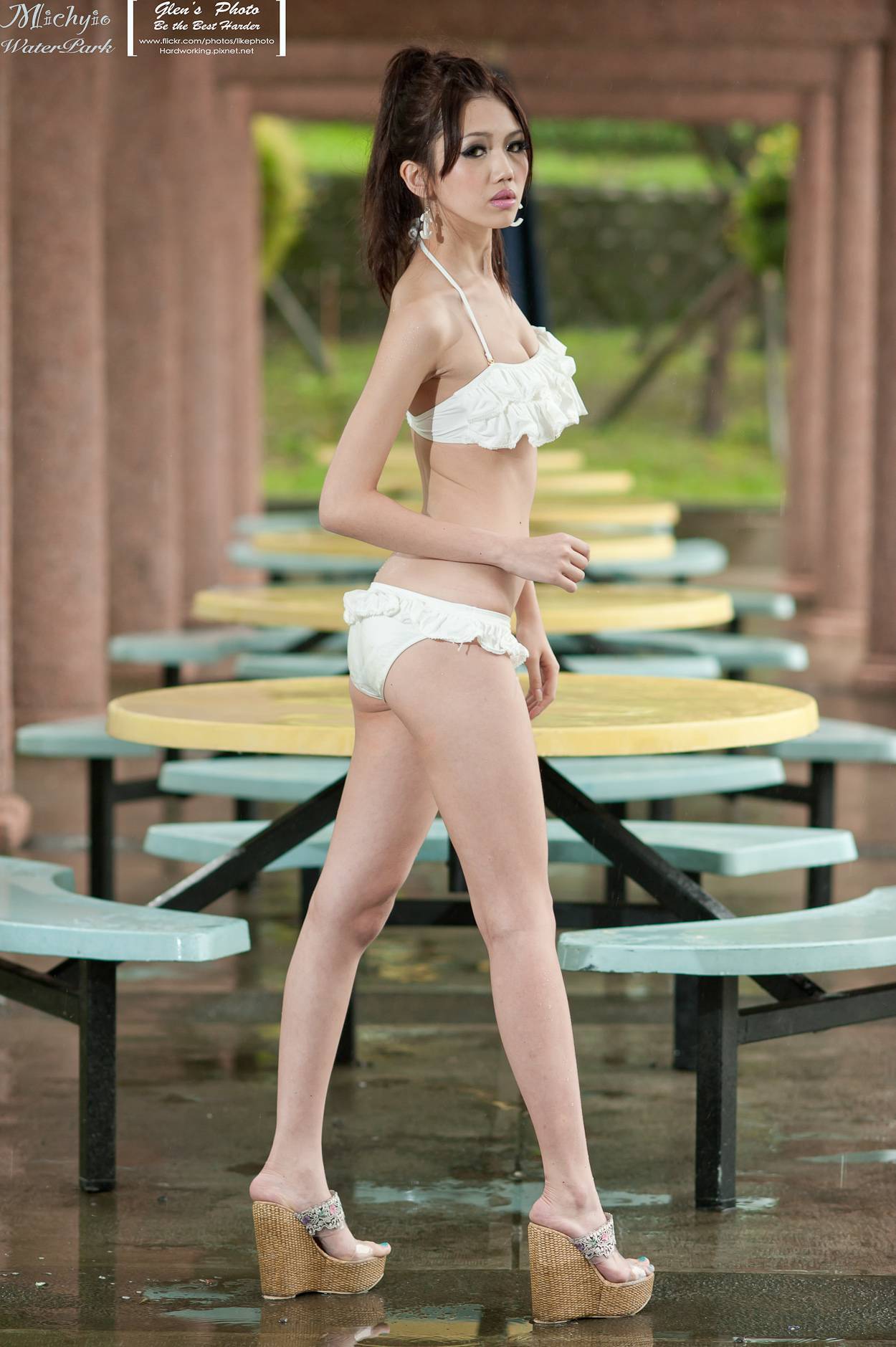 [网络收集] 2013.11.17 夏日清爽内衣秀美腿