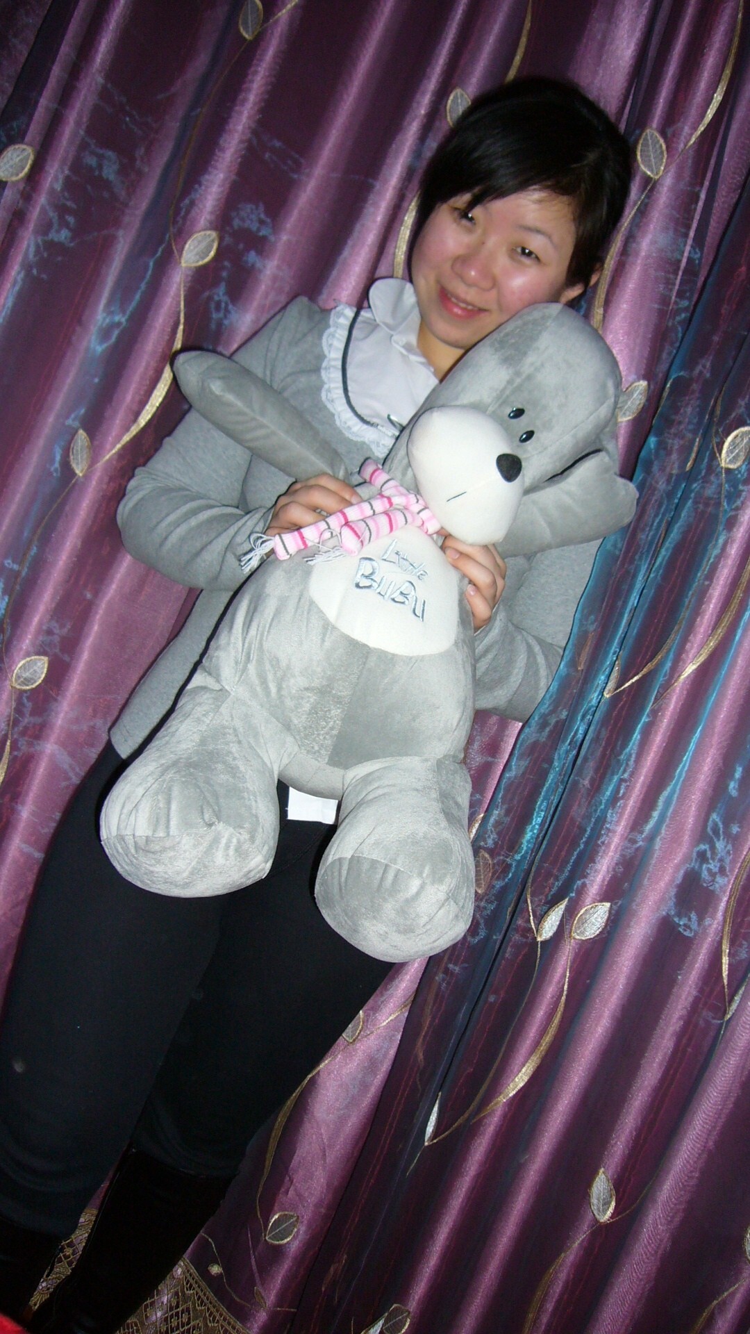 [网络收集] 2013.11.19 新婚小少妇秀丝腿