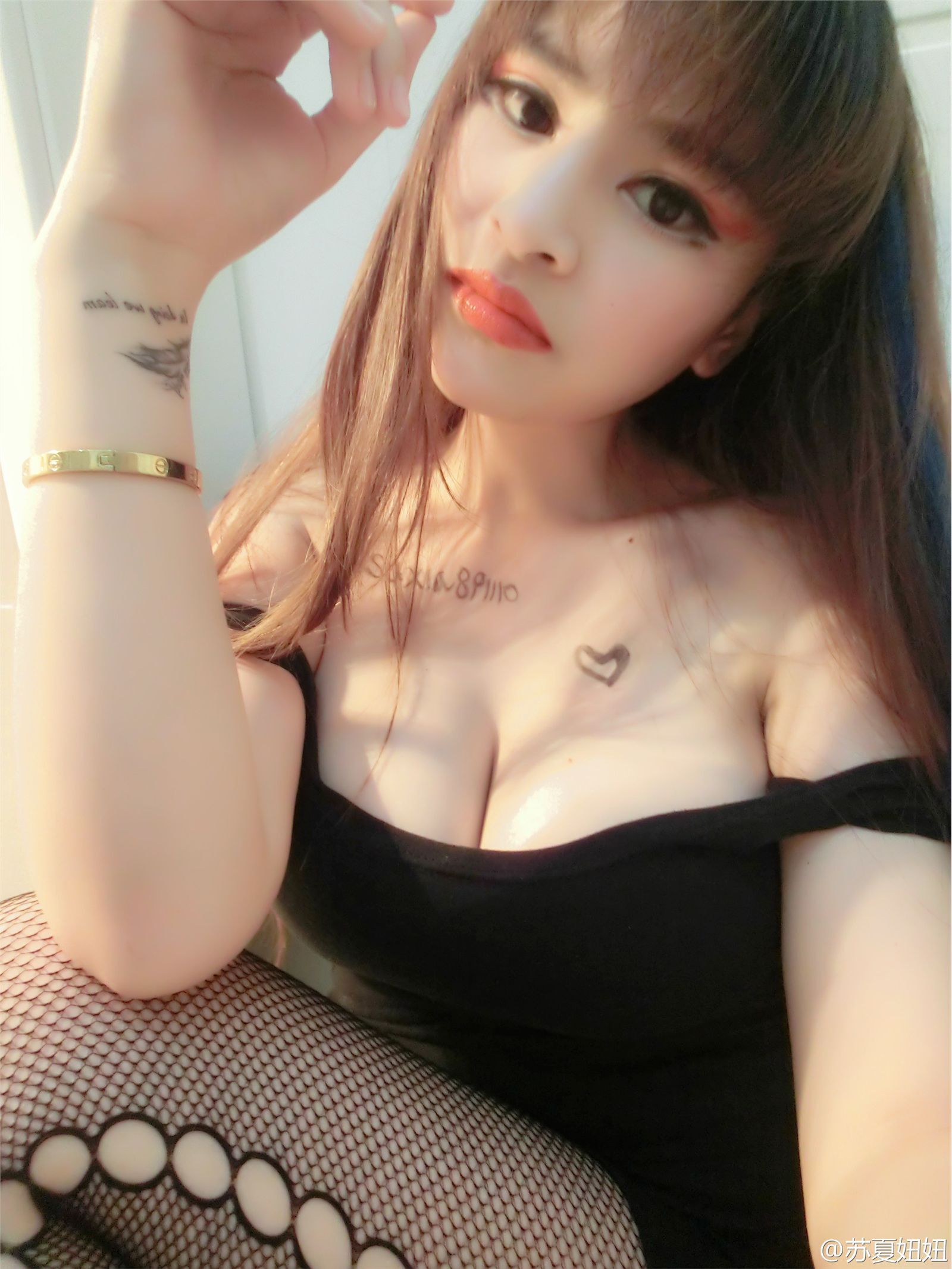 微拍红人@苏夏妞妞