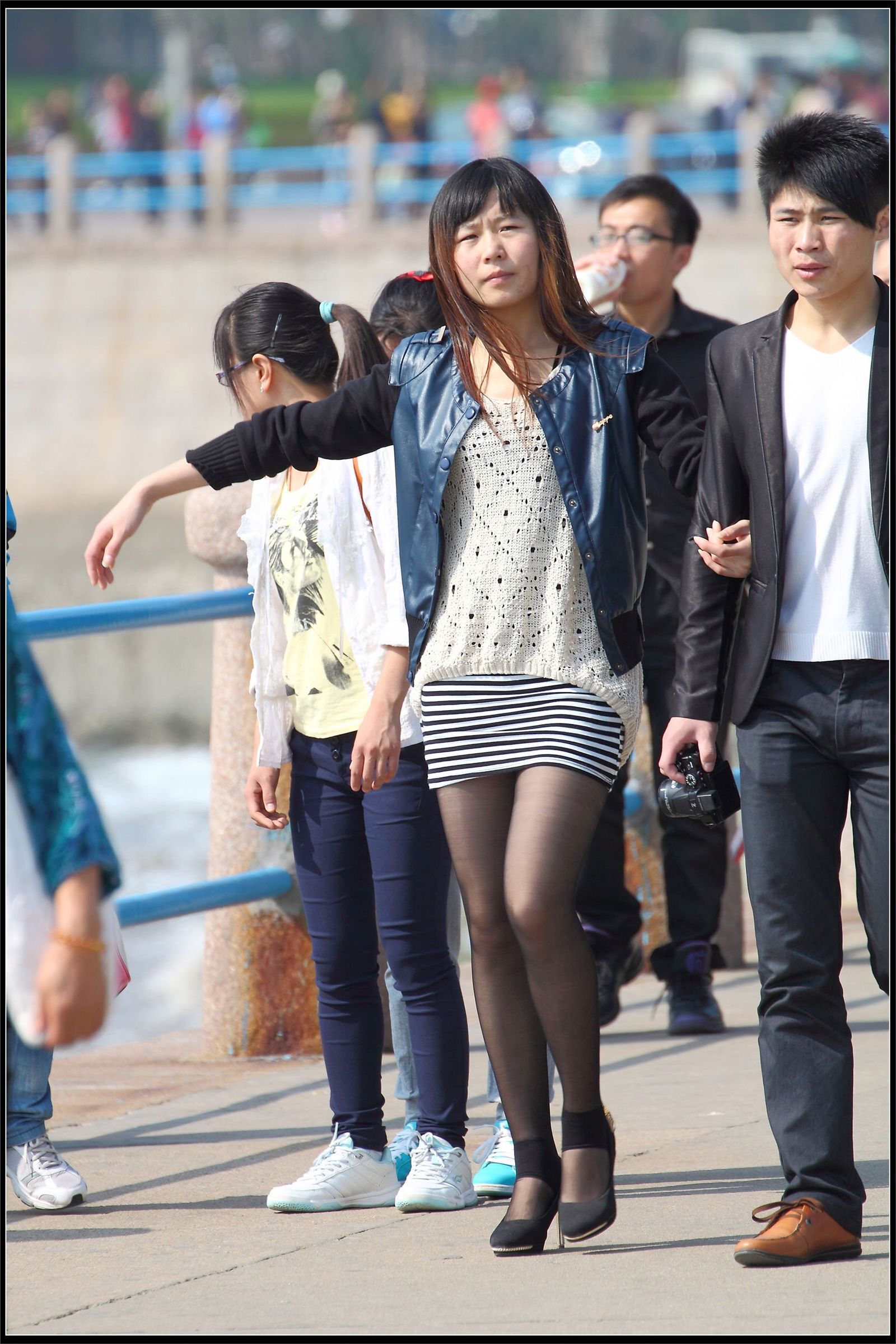 原创街拍丝袜美女042