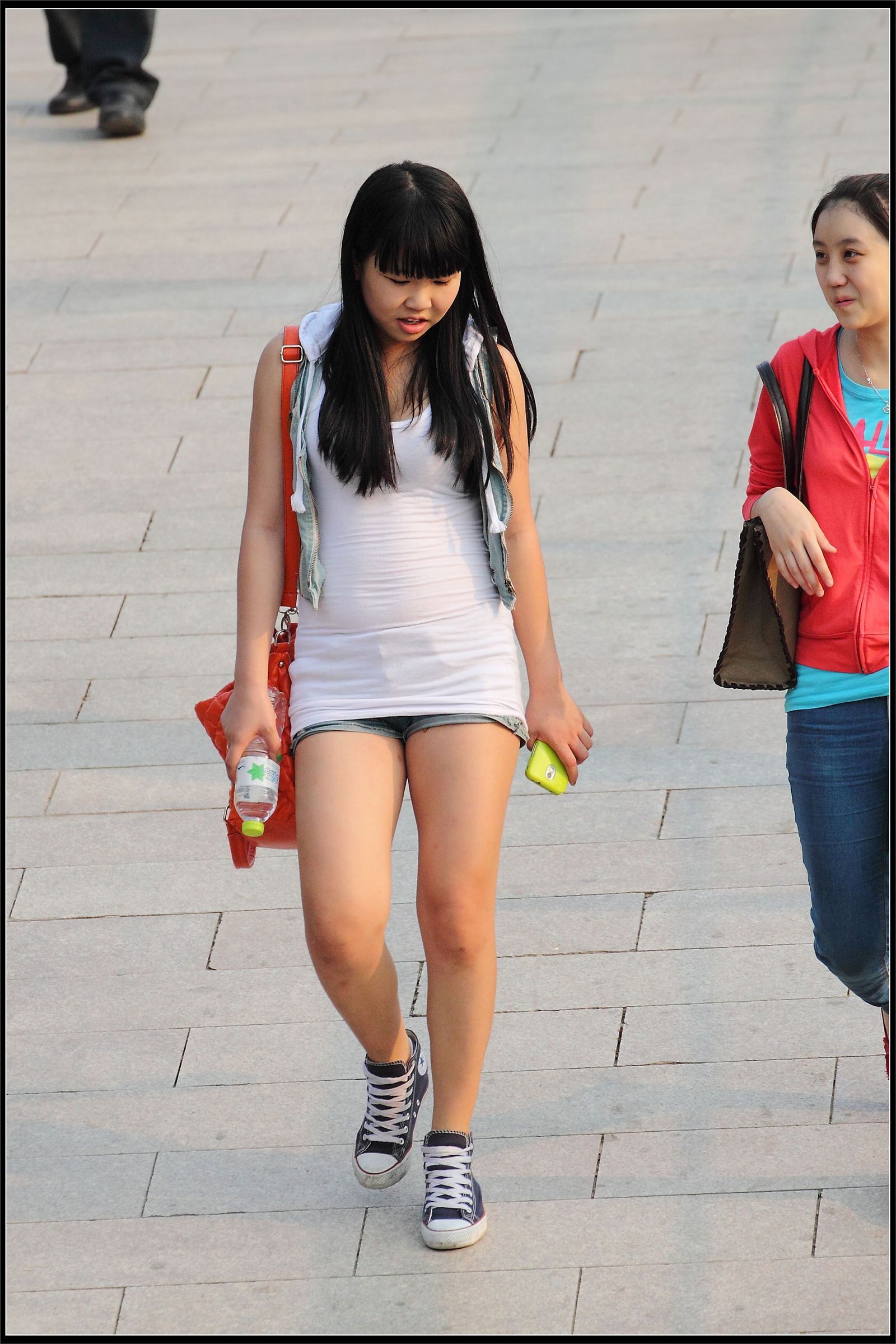 原创街拍丝袜美女042