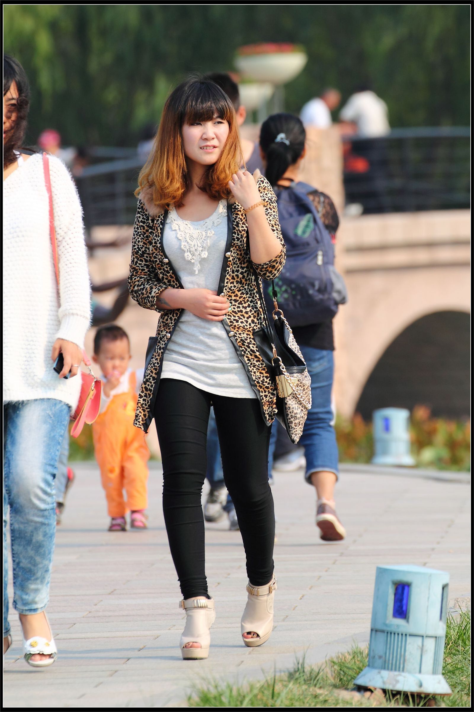 原创街拍丝袜美女043