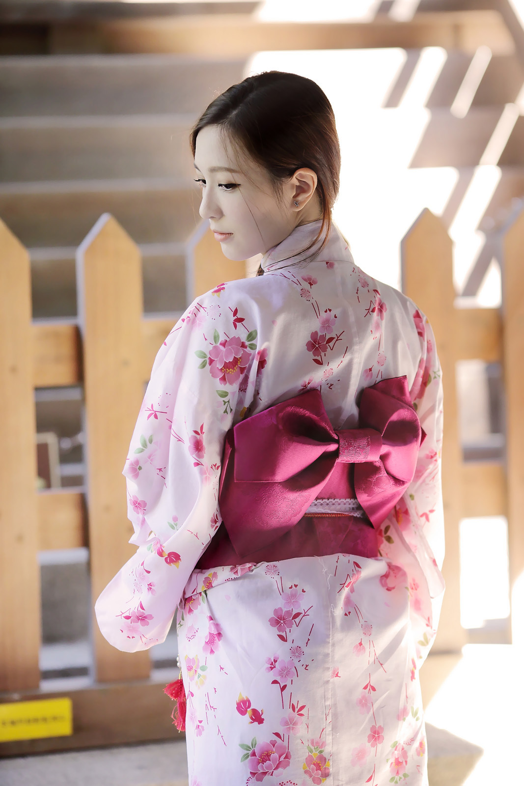 邻家女孩唐筠乔桃园