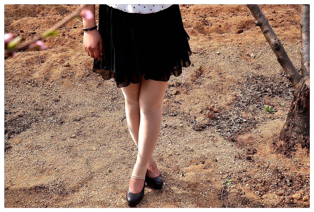 [网络收集] 2013.09.15 桃花依旧笑春风，丝袜是亮点