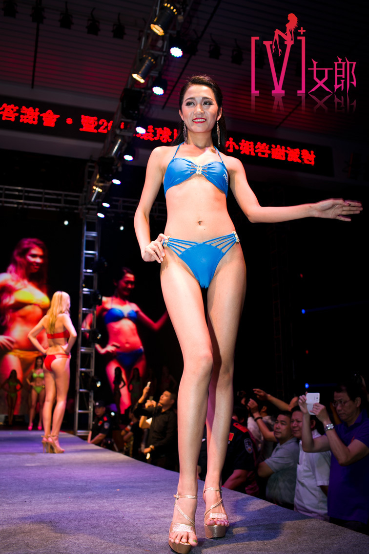 东莞V女郎 最新套图11-16集