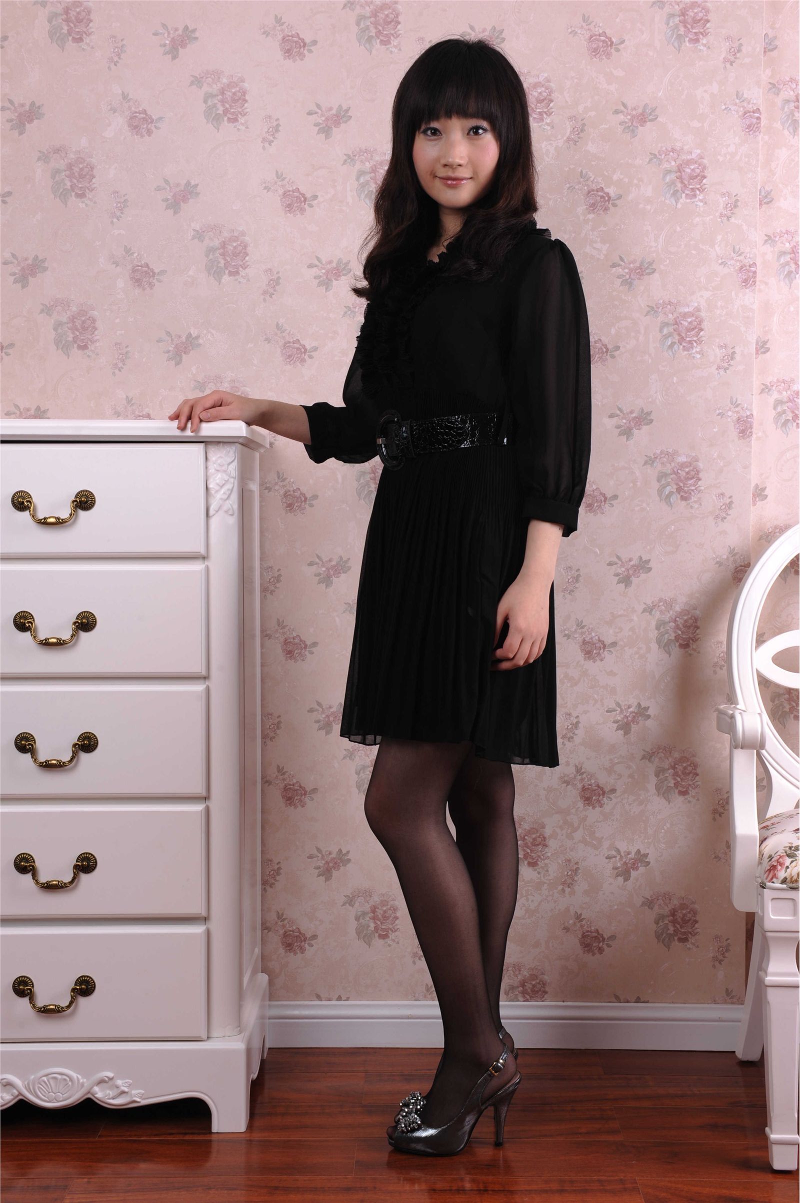 [网络收集] 2013.12.14 清纯美女黑丝焉然