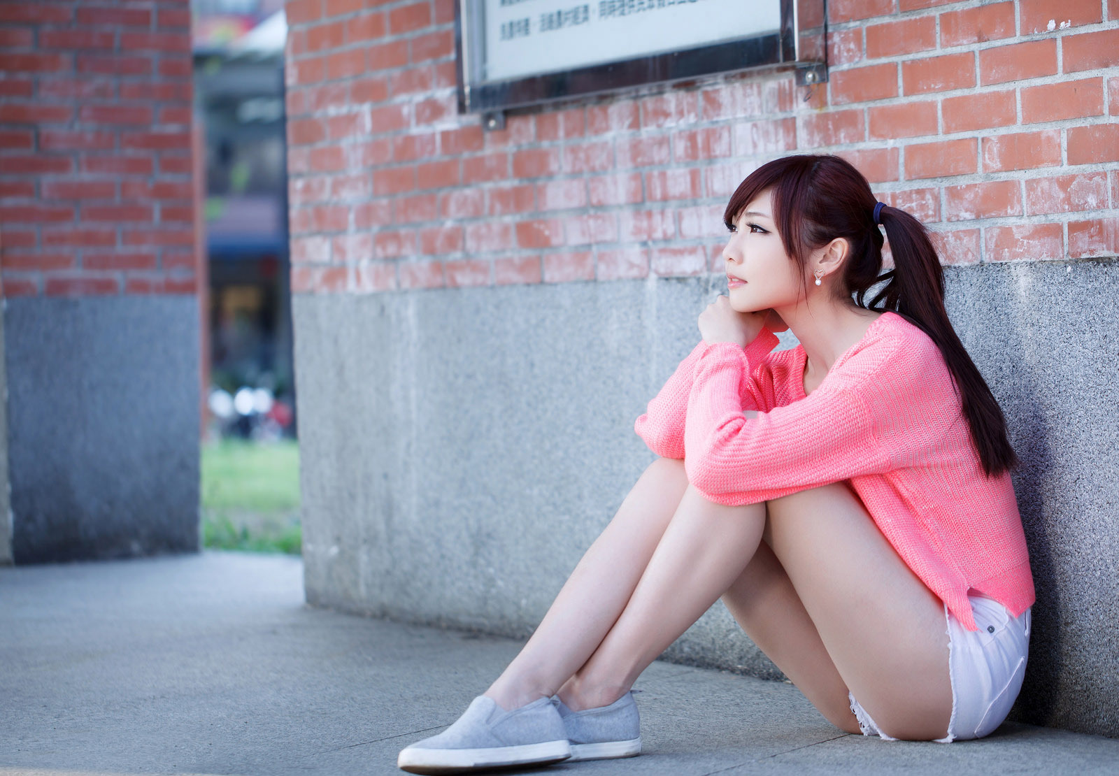 邻家女孩雅筑外拍