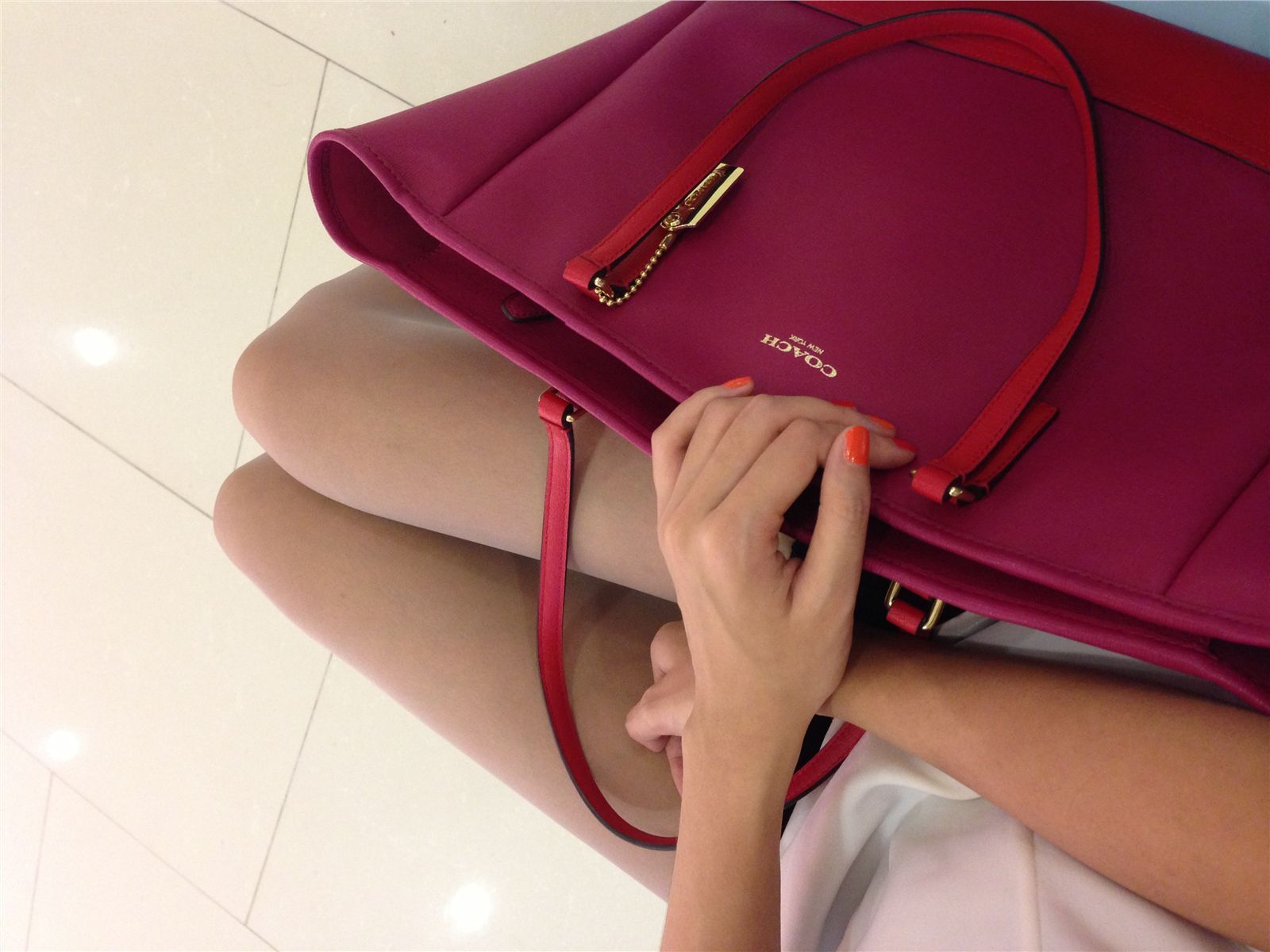 网络红人微博女神-御姐很哀伤