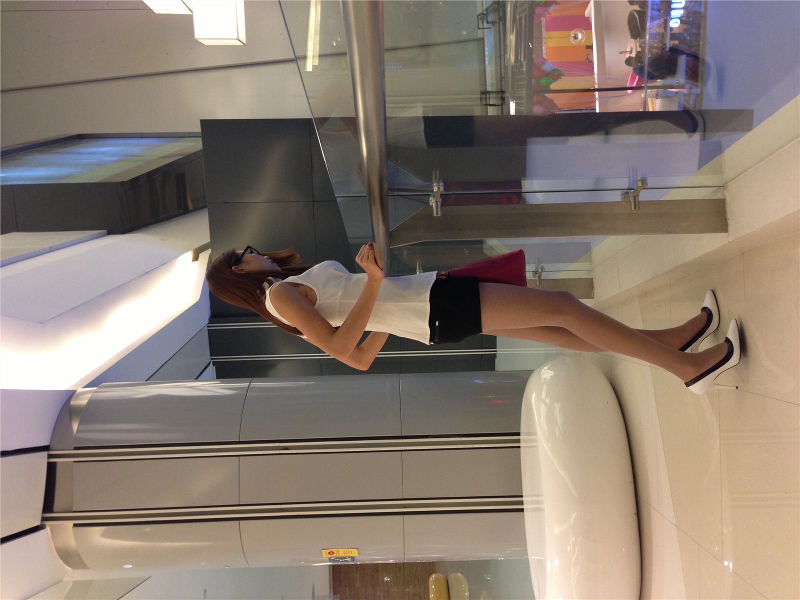 网络红人微博女神-御姐很哀伤