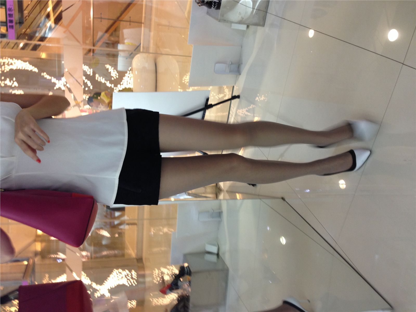 网络红人微博女神-御姐很哀伤