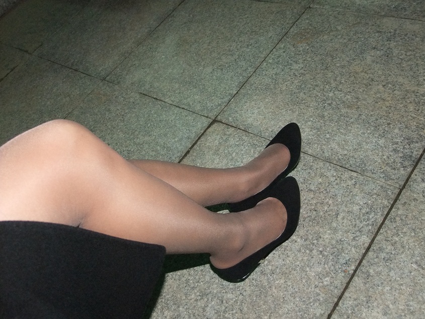 [网络收集] 2013.09.11 居家楼下，夜幕来临 自拍秀