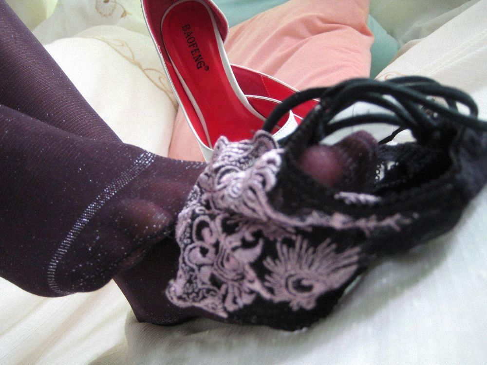 [网络收集] 2013.11.23 诱惑的葡萄紫色丝袜