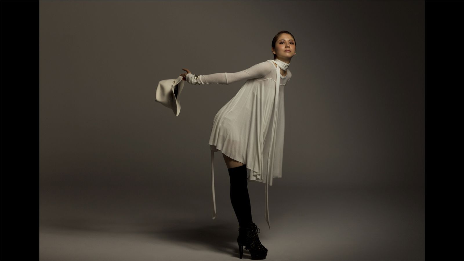 [唯美写真] 长泽雅美 Masami Nagasawa《IQUEEN》