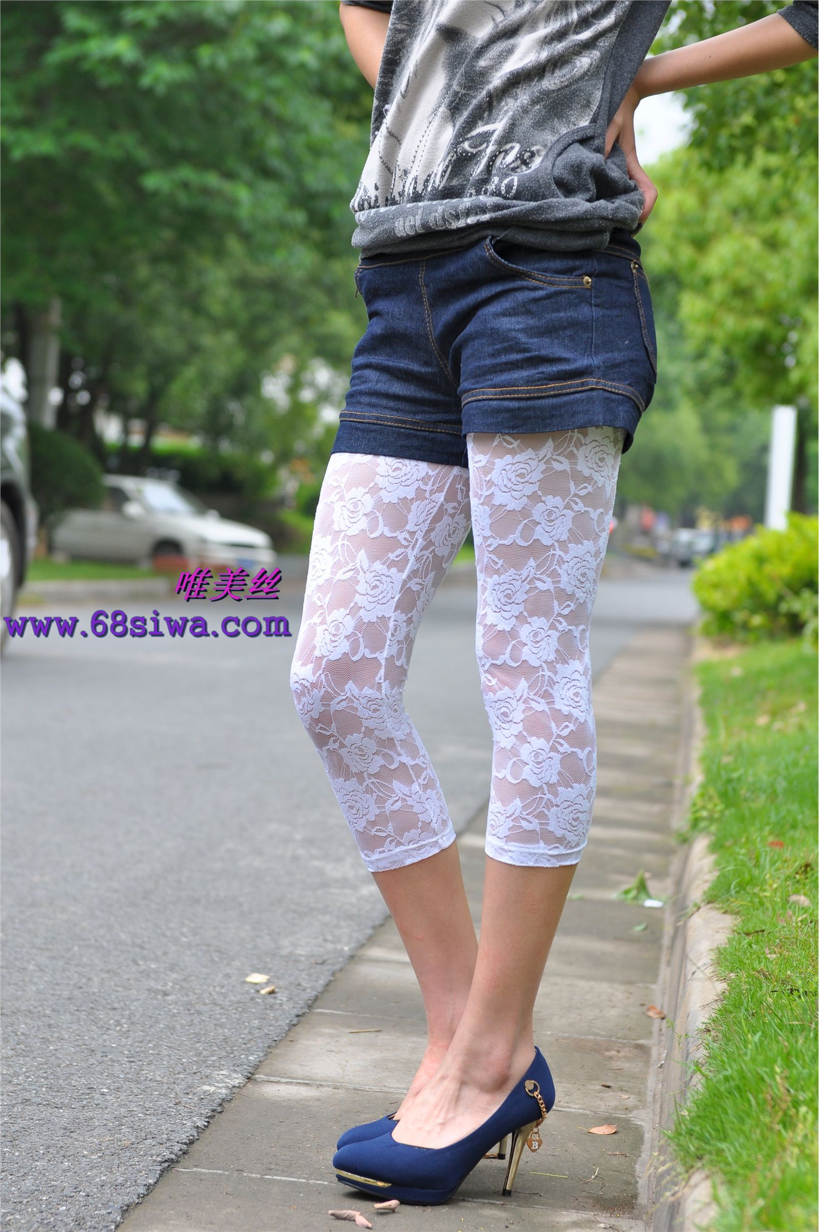 唯美丝11007期静静 国产丝足美腿图片