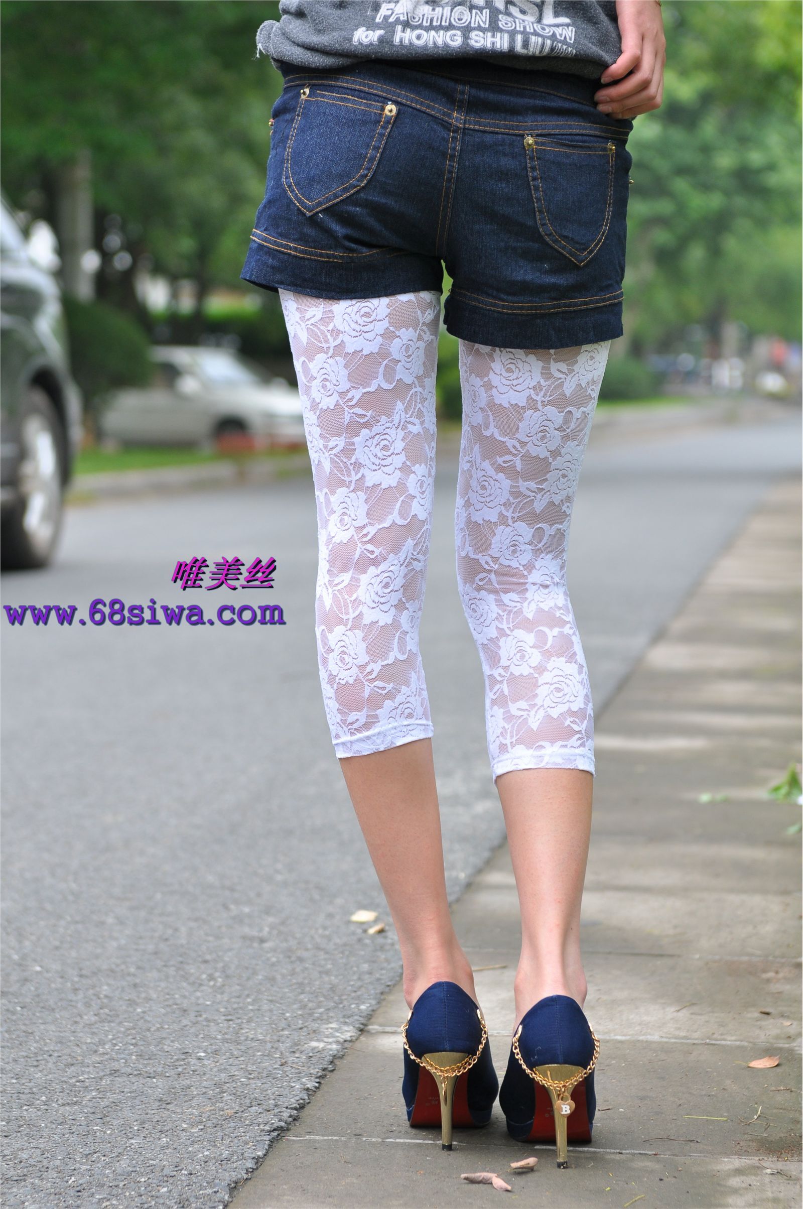 唯美丝11007期静静 国产丝足美腿图片