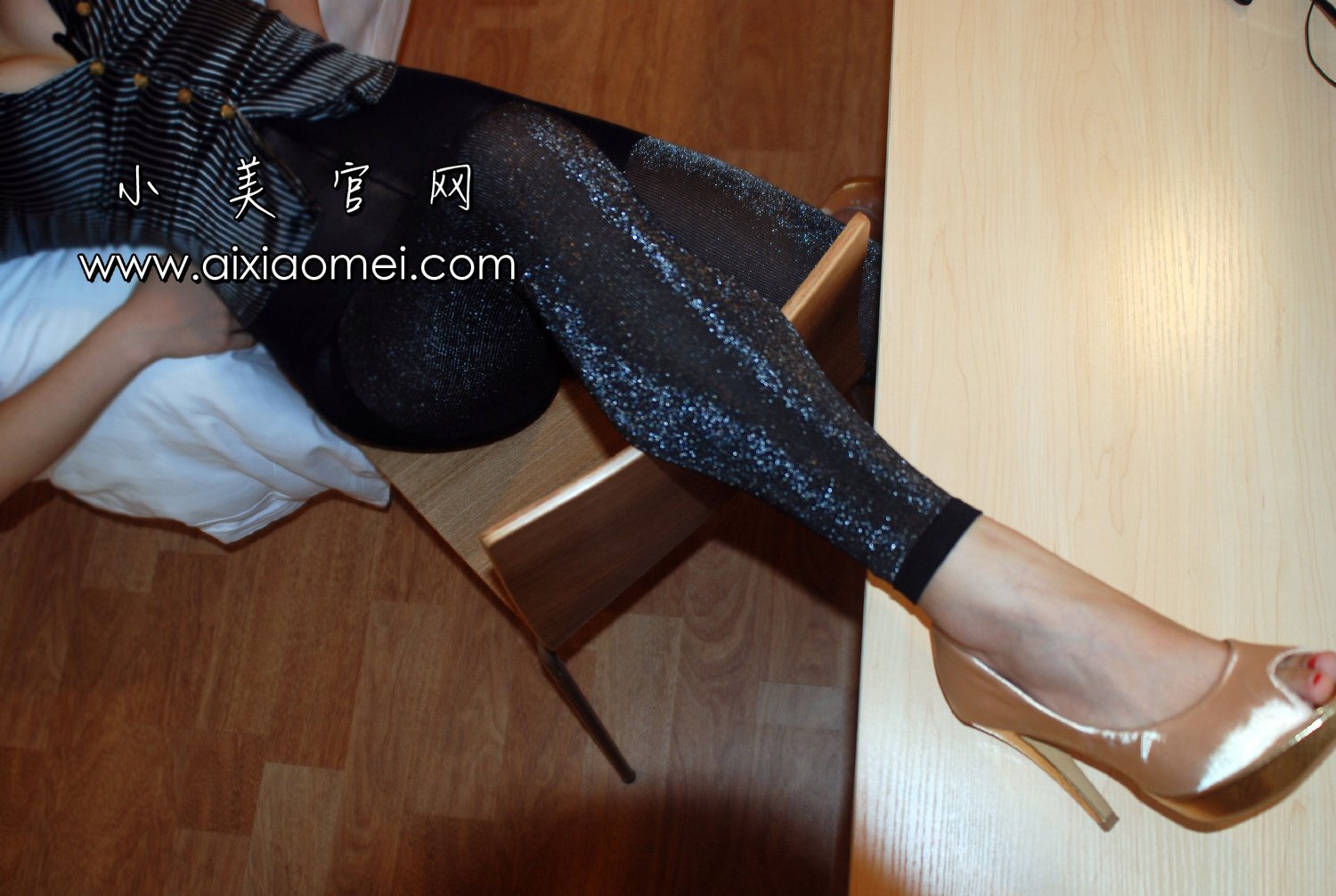 超闪亮的摩登辣妹 小美VIP套图