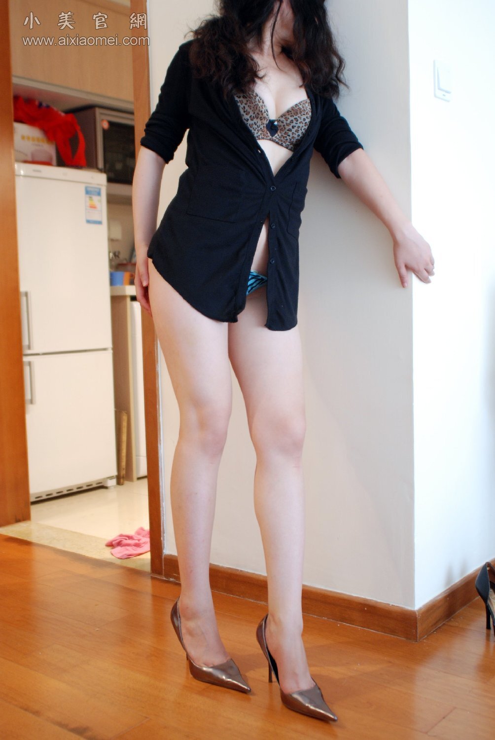 红椅上的GERBE 小美VIP套图