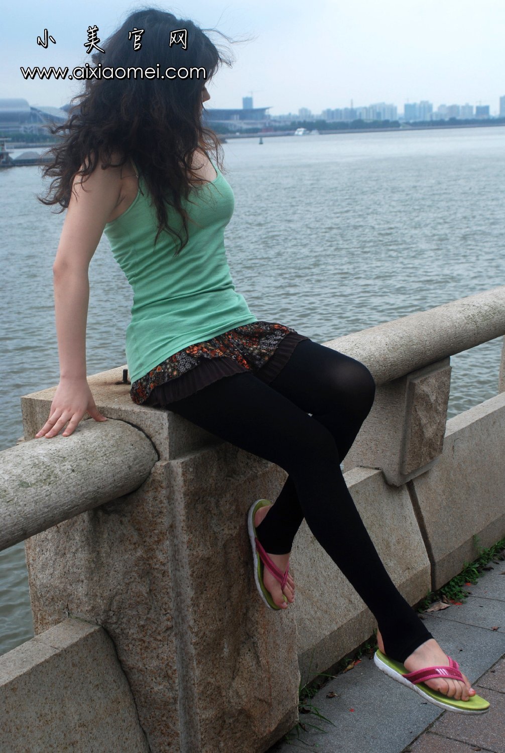 小美 VIP套图 街头力作之雨后的珠江