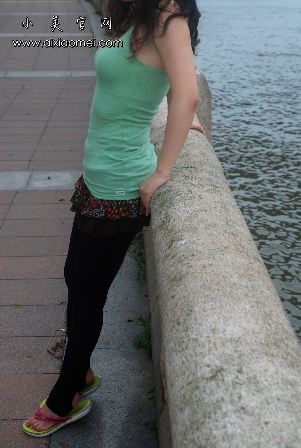 小美 VIP套图 街头力作之雨后的珠江