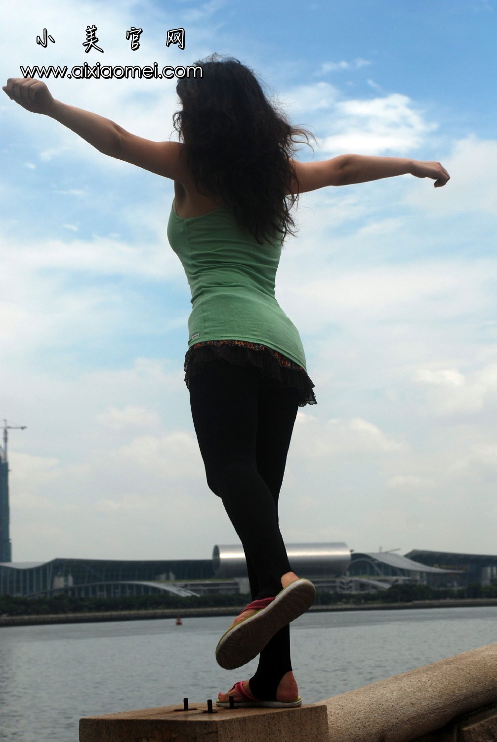 小美 VIP套图 街头力作之雨后的珠江