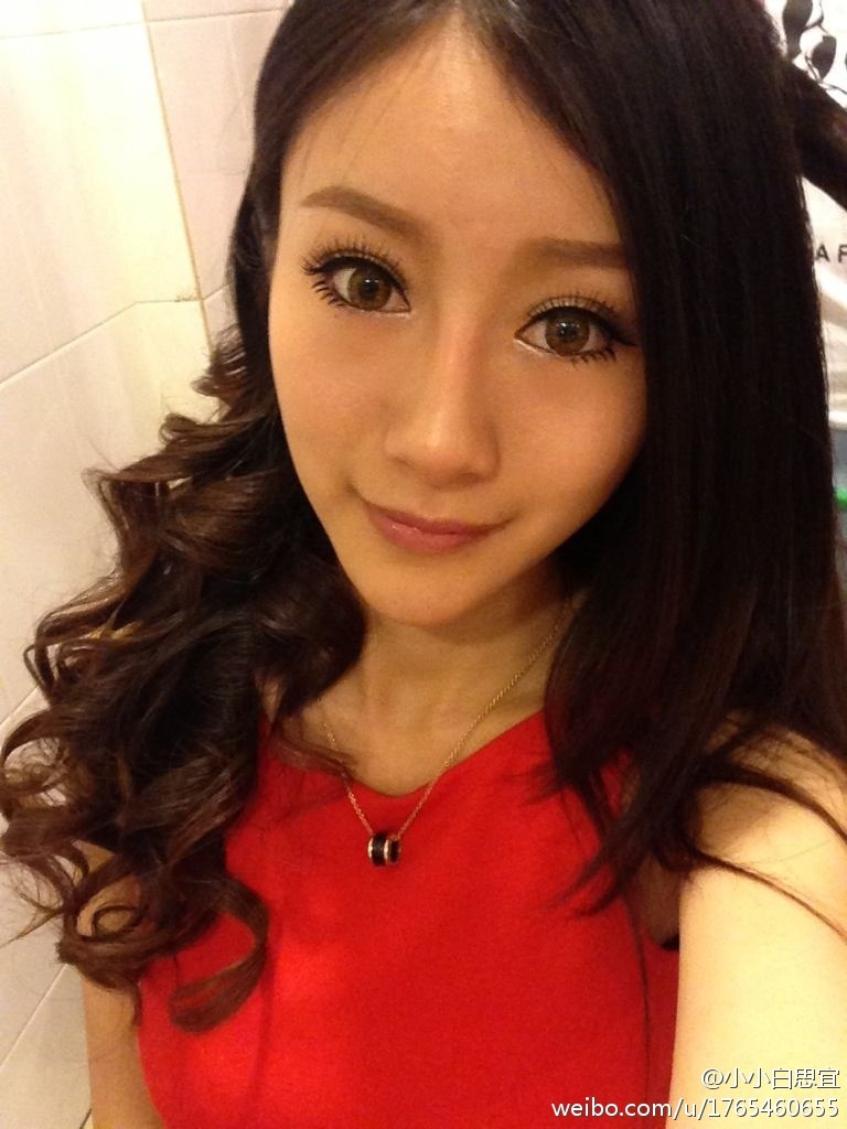 秀人网尤物模特小小白思宜生活照