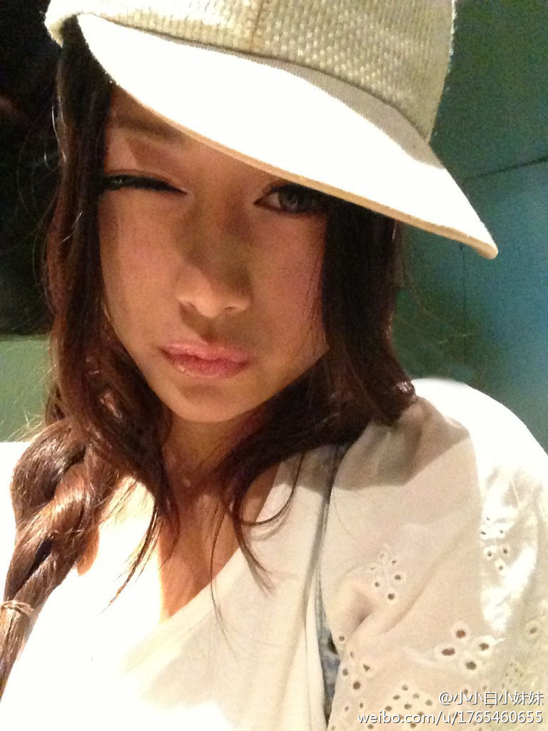 秀人网尤物模特小小白思宜生活照
