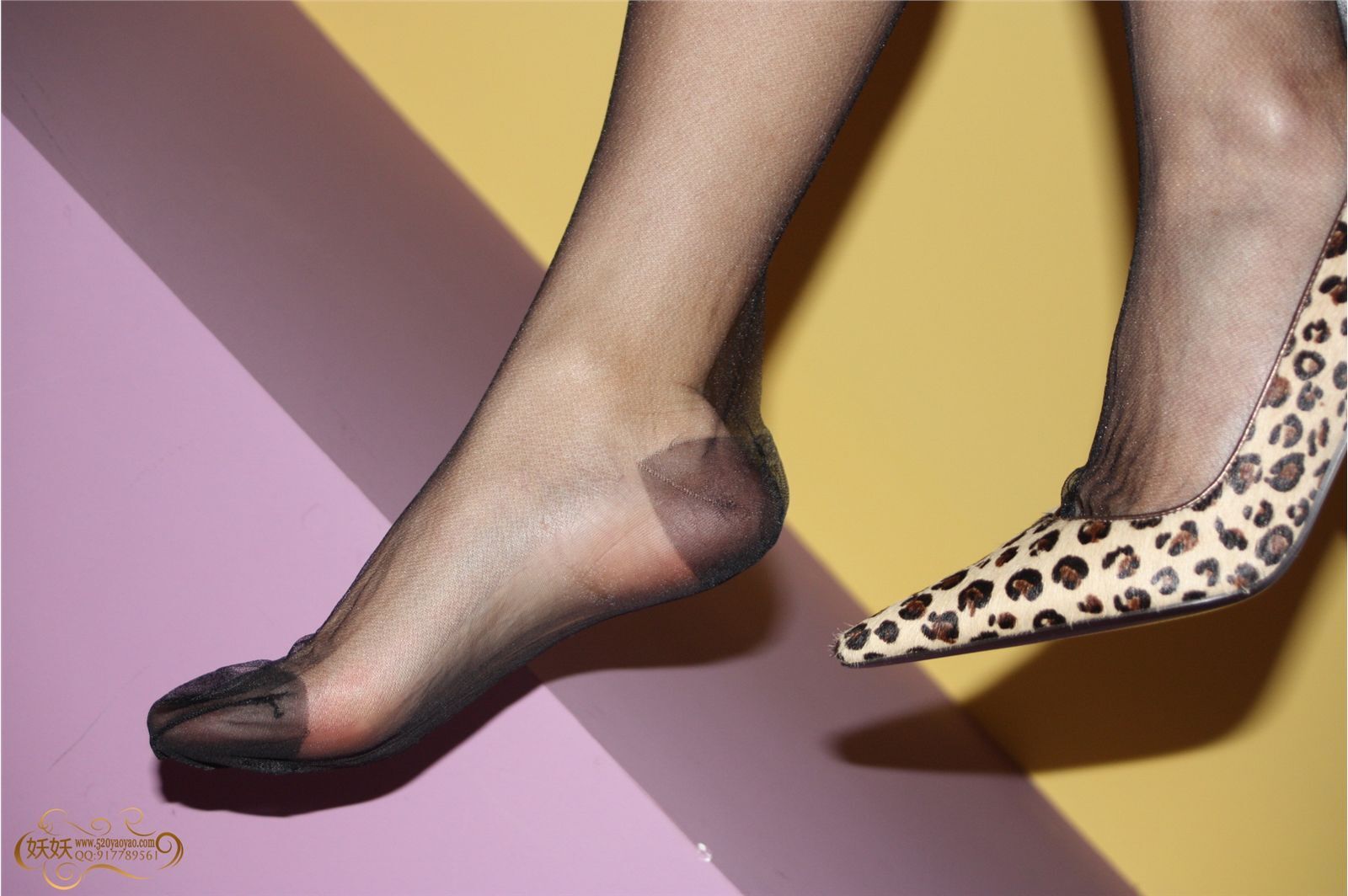 [妖妖]VIP无水印高清套图系列 happy牛year~~情内丝情