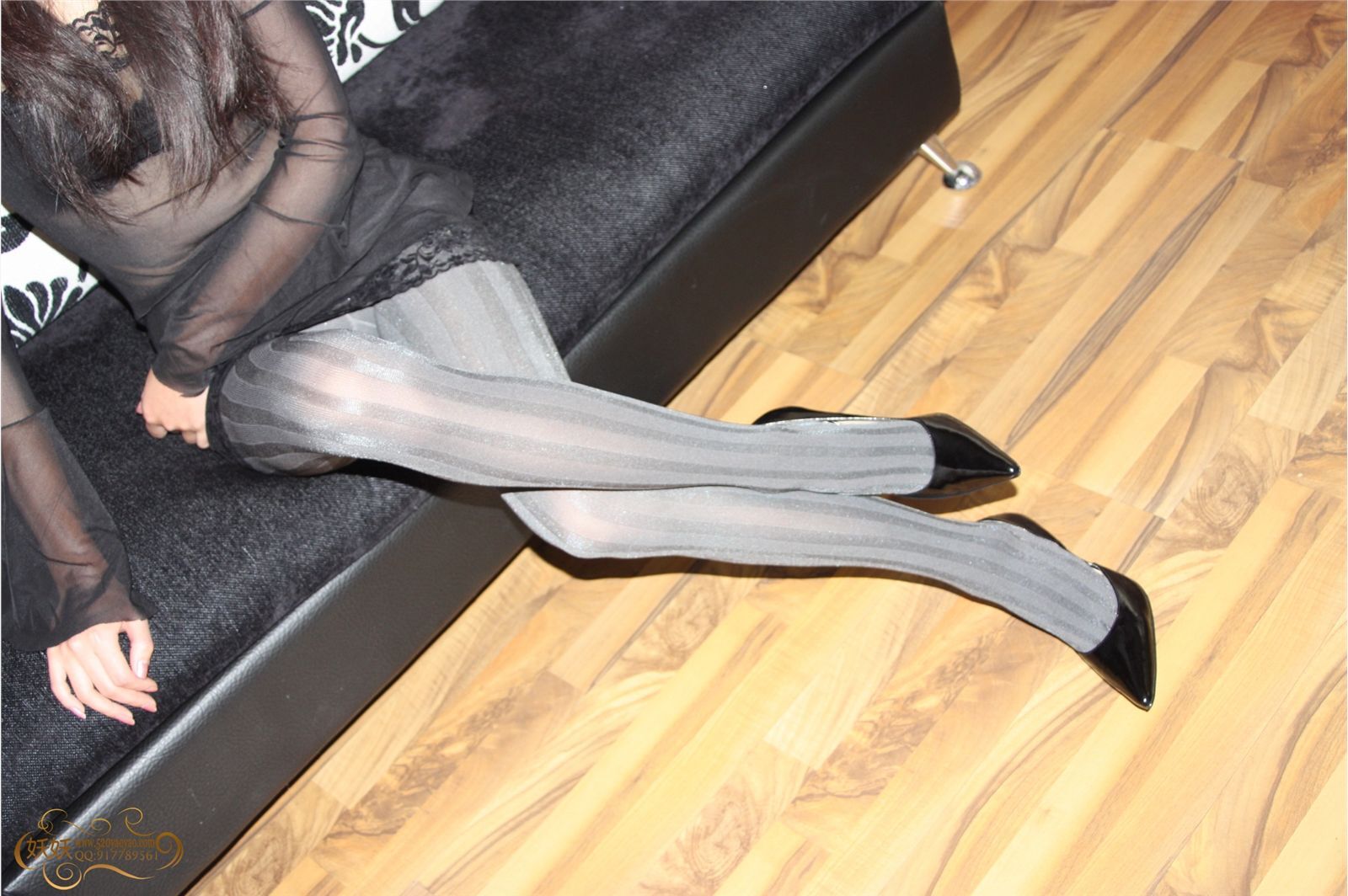 [妖妖]VIP无水印高清套图系列 happy牛year~~情内丝情