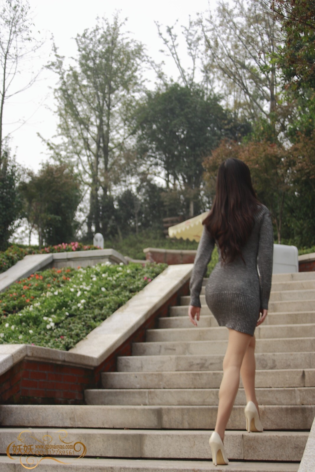 欢乐谷外拍 妖妖VIP套图