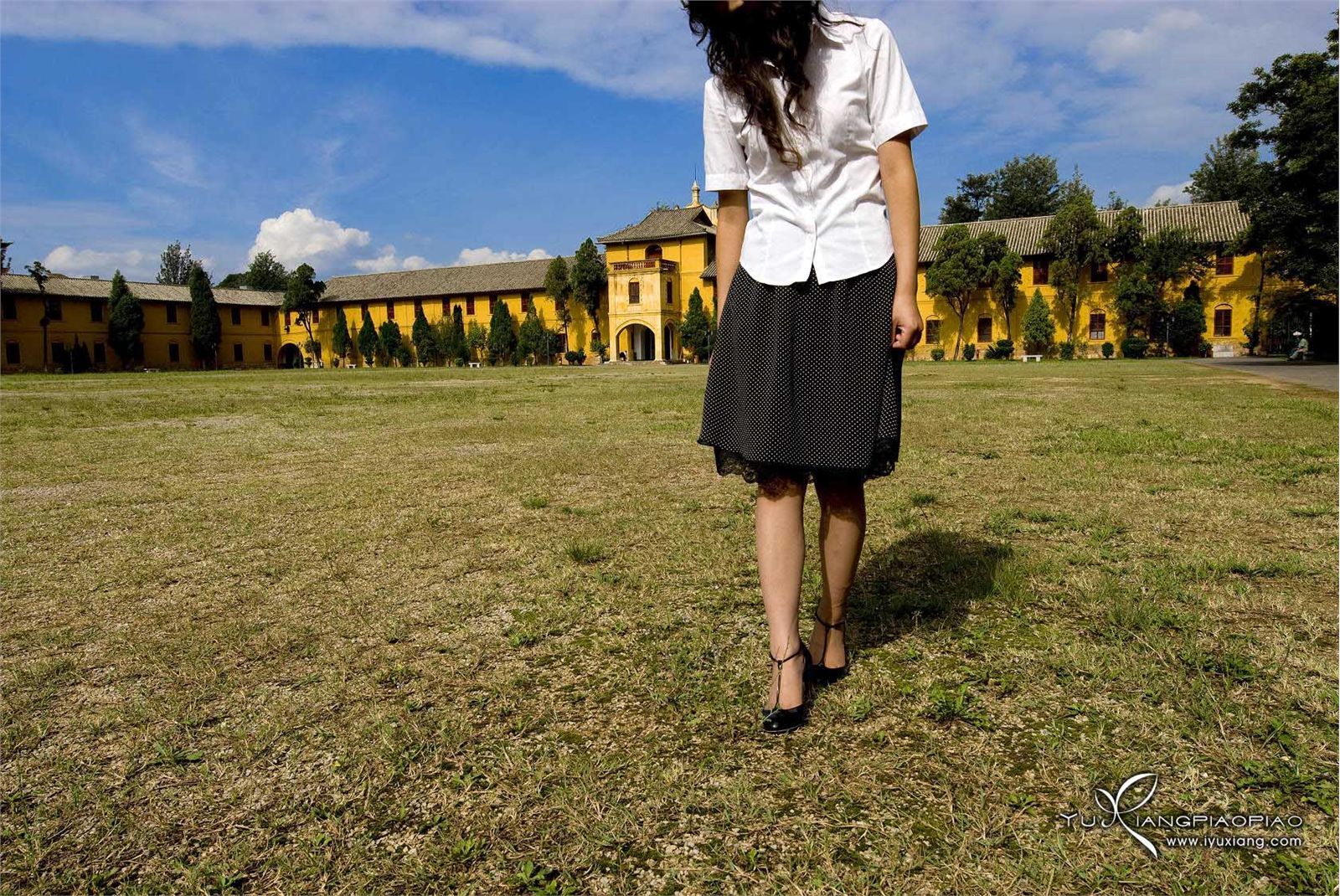 秋高气爽 玉香上军校 玉香飘飘丝袜性感美女图片