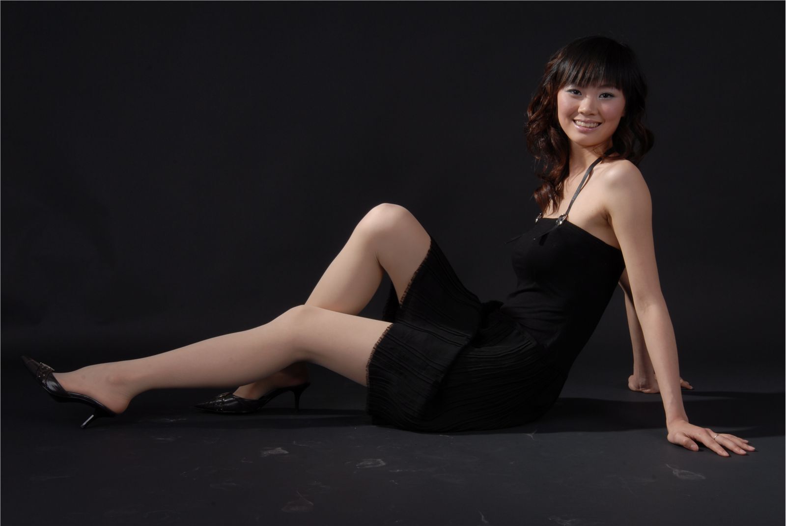 美女Cici 中高艺丝袜美腿