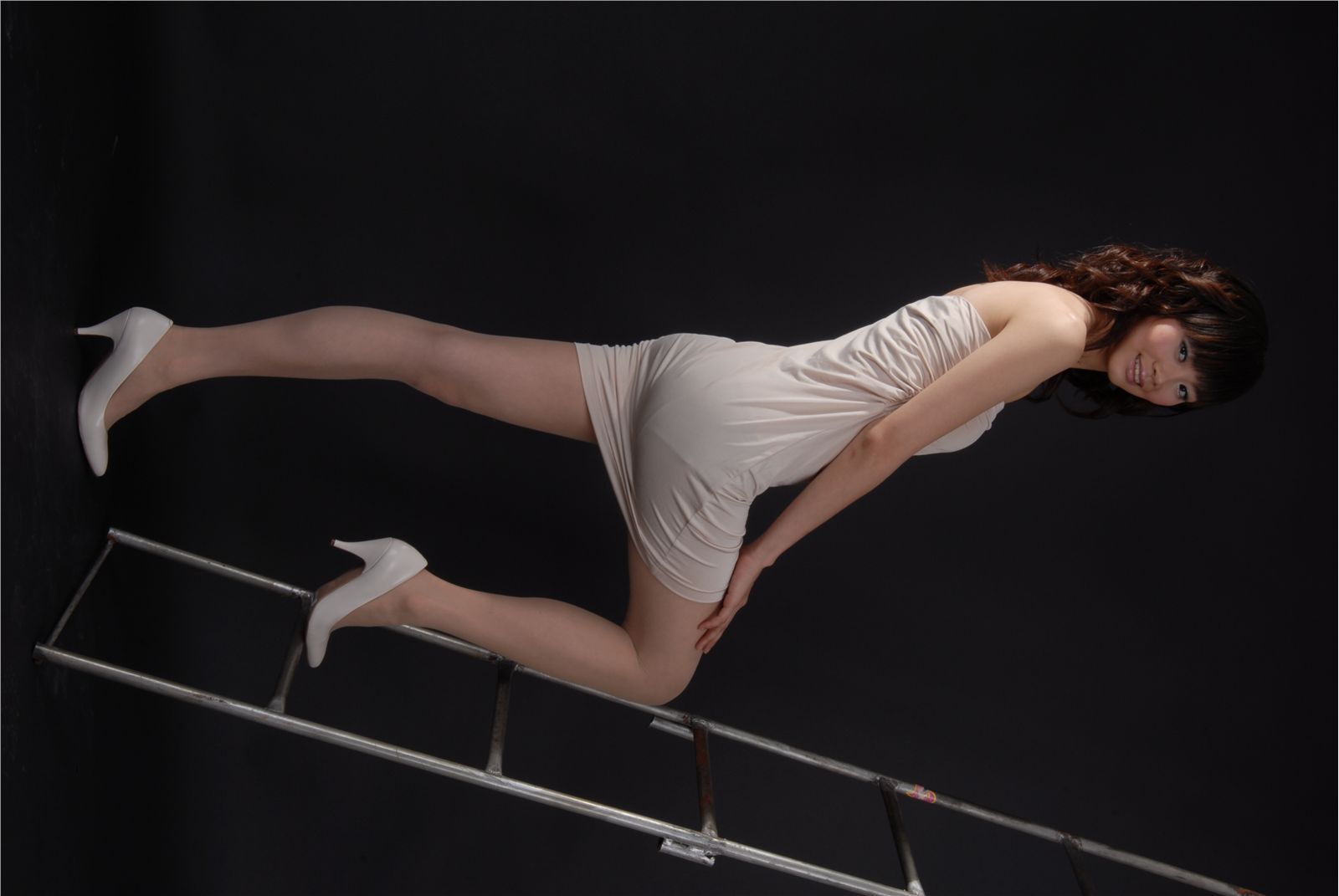 美女Cici 中高艺丝袜美腿