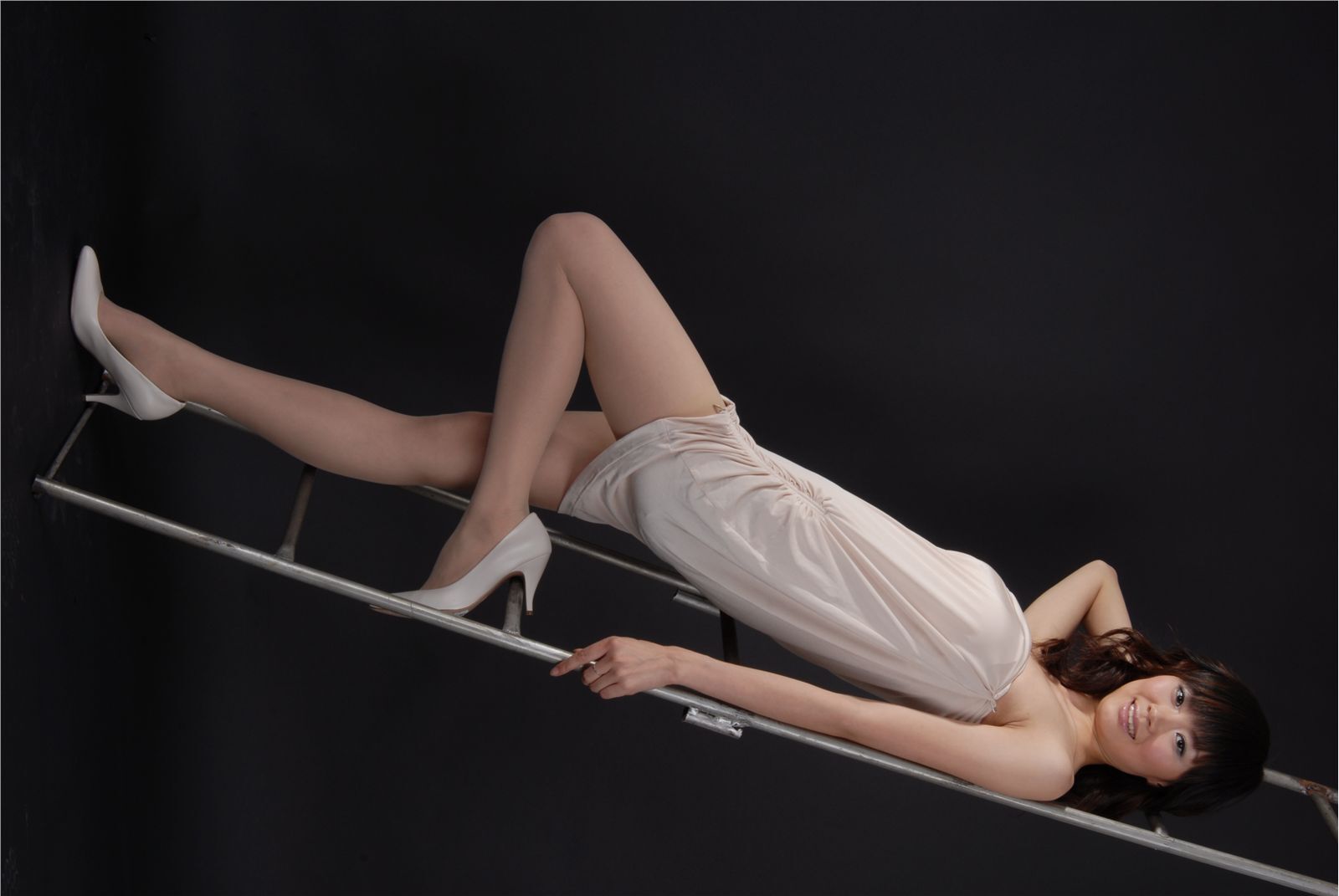 美女Cici 中高艺丝袜美腿