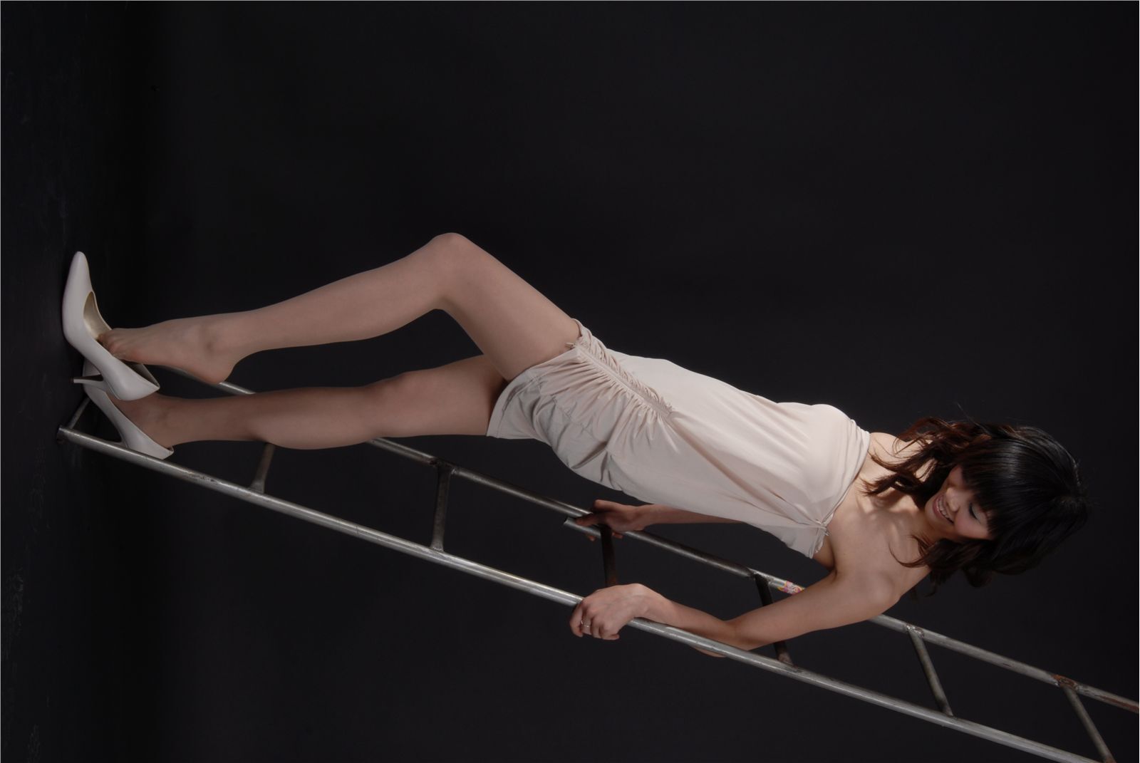 美女Cici 中高艺丝袜美腿