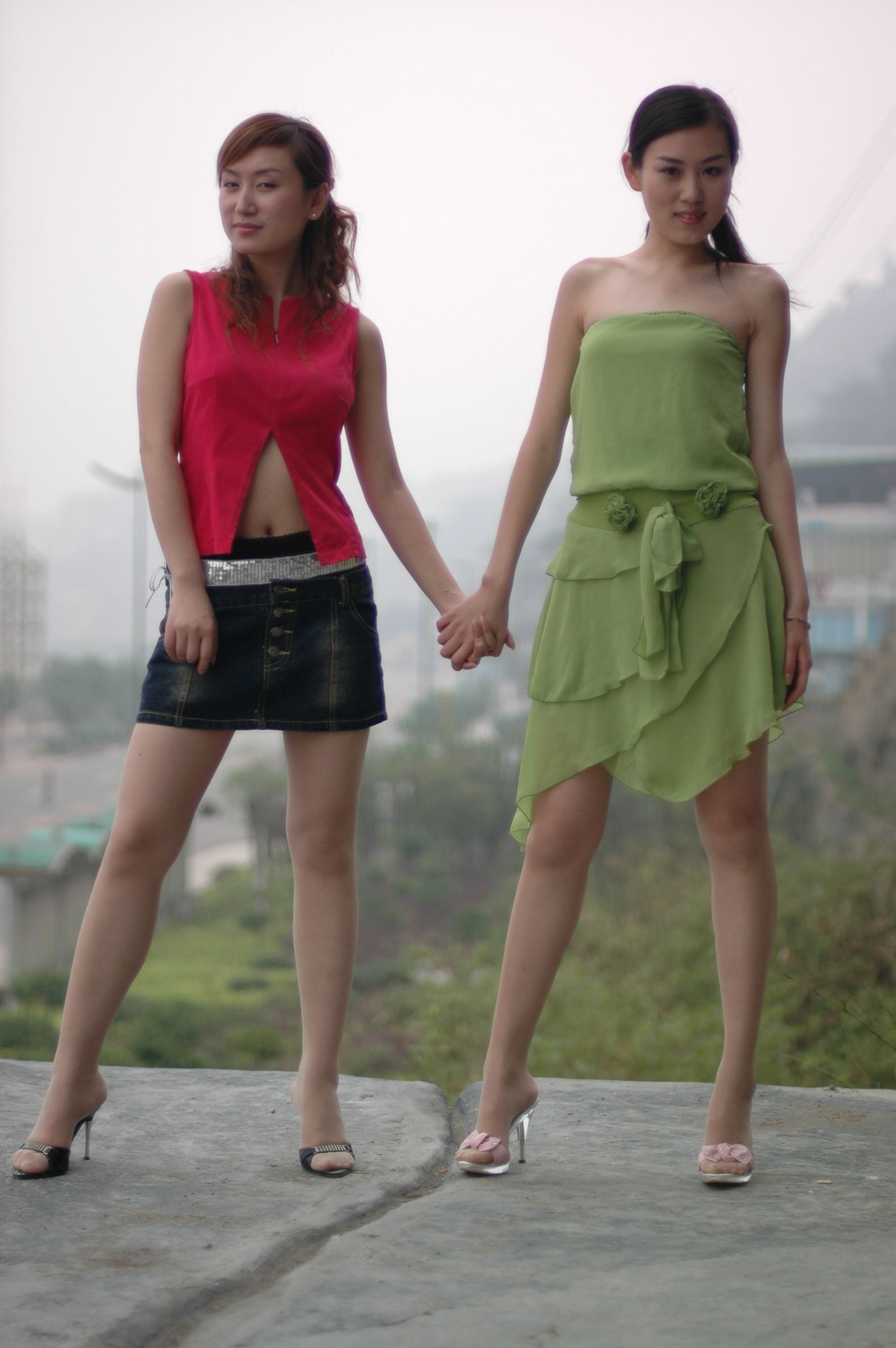 Michelle+微微丝袜高跟1 中高艺套图