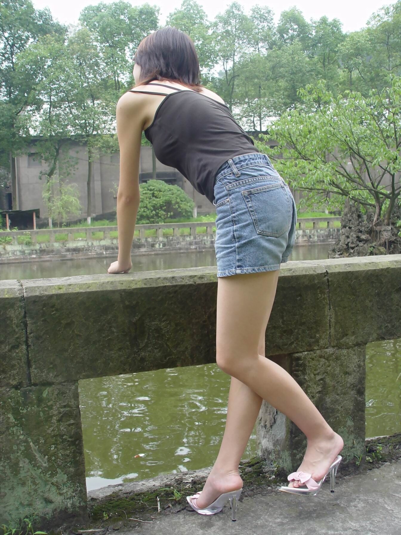 敏敏户外写真 中高艺美腿丝袜