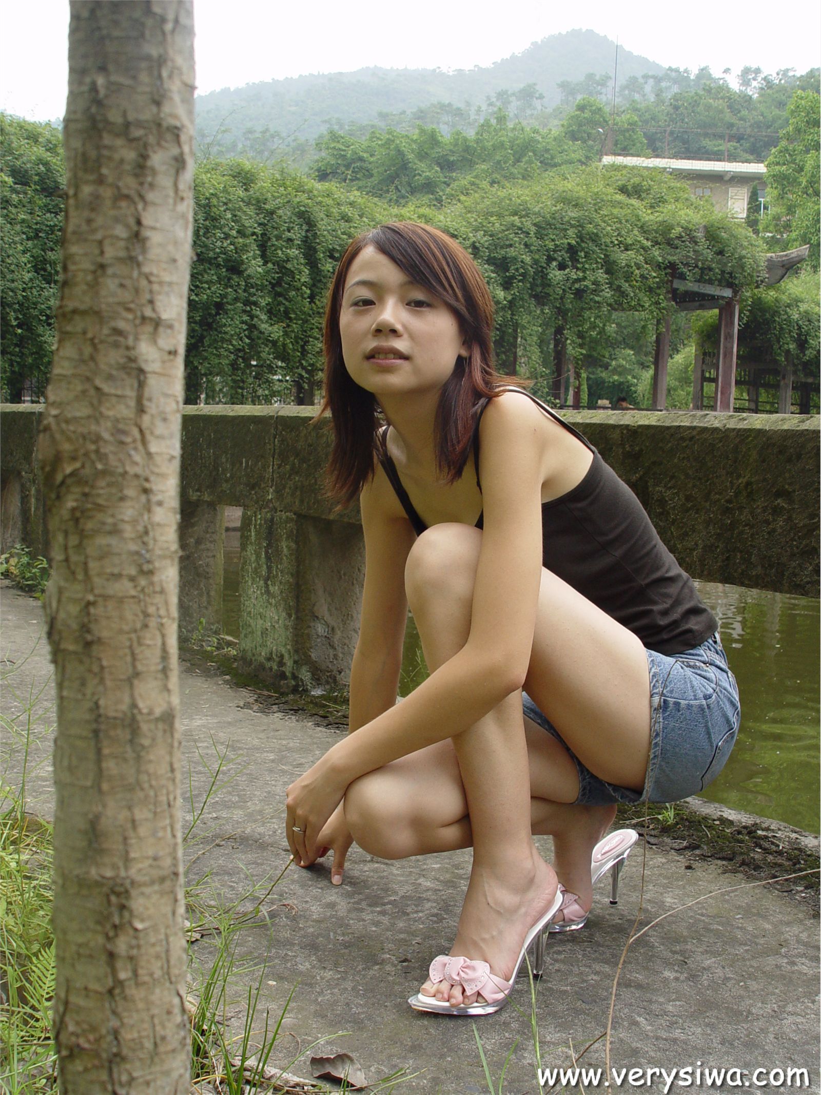 中高艺 P001 Canndy 国产丝袜性感美女图片