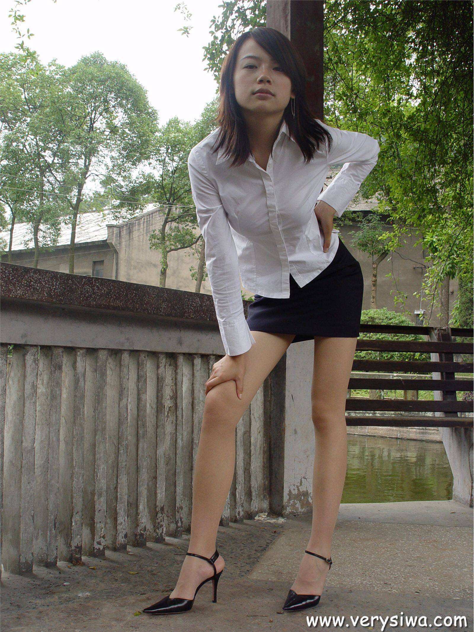 中高艺 P001 Canndy 国产丝袜性感美女图片