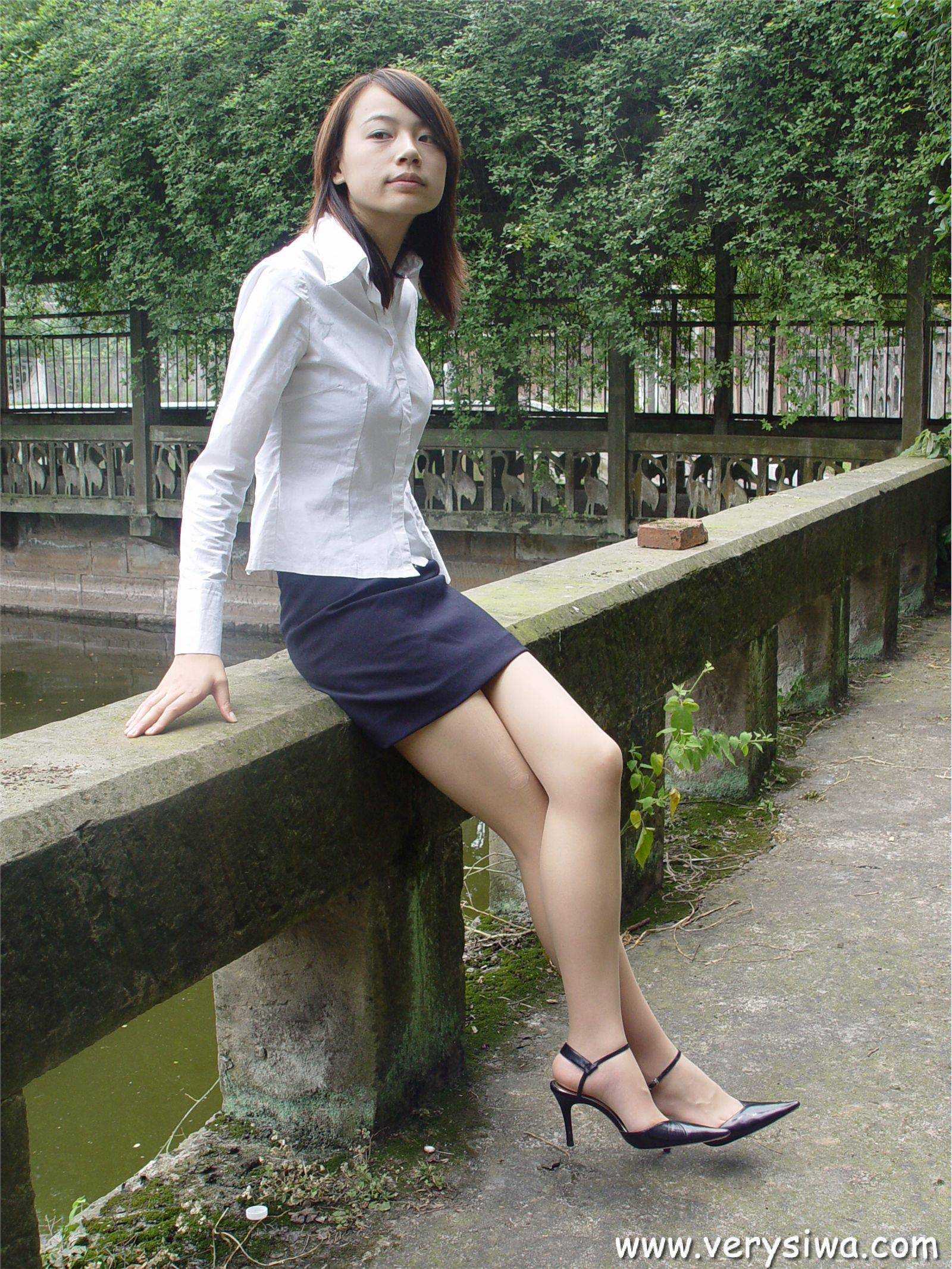 中高艺 P001 Canndy 国产丝袜性感美女图片