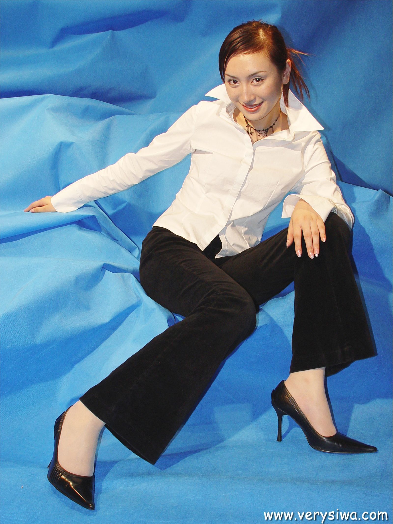 [中高艺]P002(薇薇+Canndy+Vivia 国内性感美女丝袜