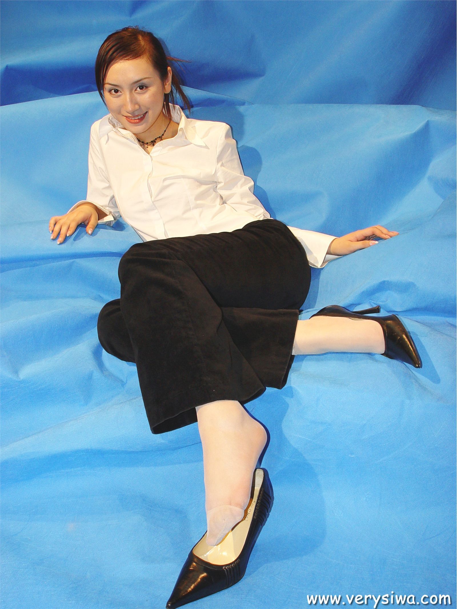 [中高艺]P002(薇薇+Canndy+Vivia 国内性感美女丝袜